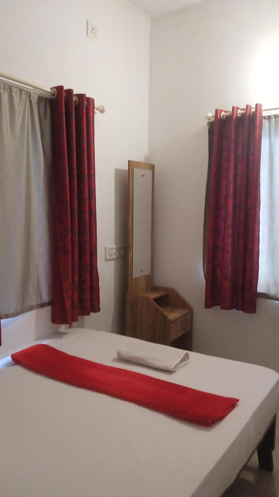 Dion Homestay Kochi Екстер'єр фото
